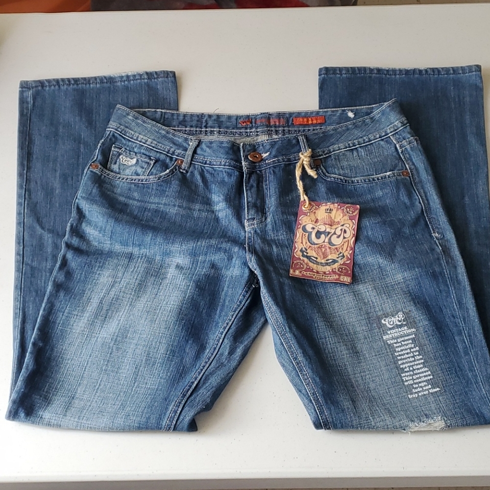 Chip and Pepper Makayla Bootcut Distressed Jeans